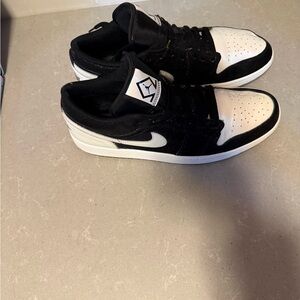 Nike Black and White Jordan 1 Low  Men's Sneakers